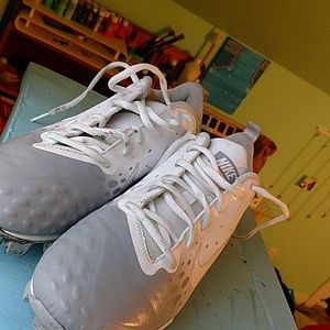 NIKE CLEATS